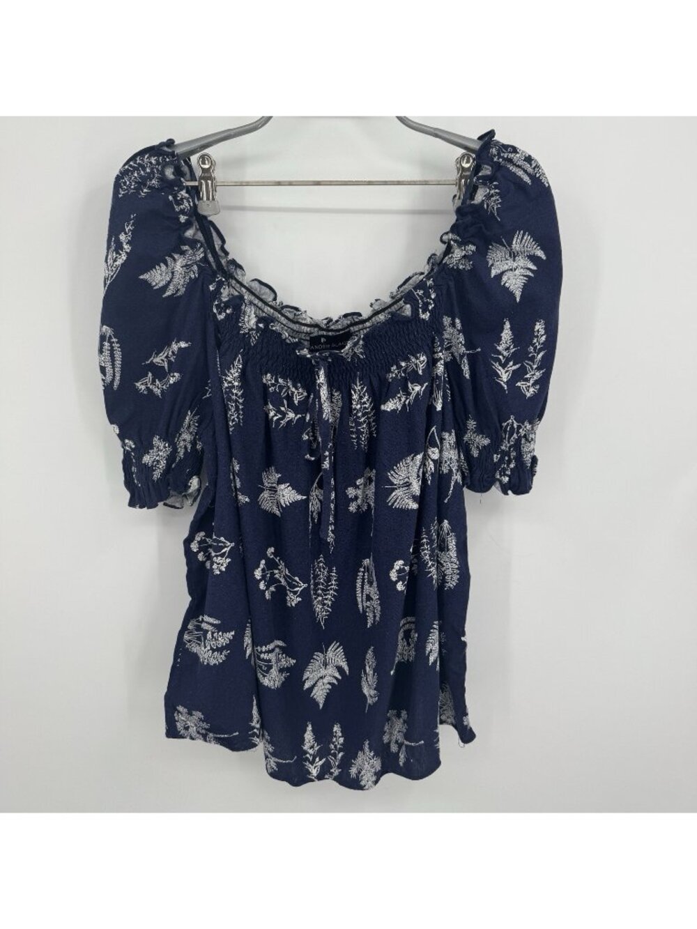 Pomander Place by Tuckernuck Navy Botanical Beaufort Esme Top size XXL 2XL